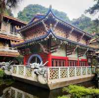 Hidden Gem in Ipoh: Sam Poh Tong Temple