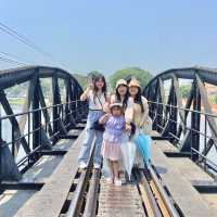 สะพานข้ามแม่น้ำแคว กาญจนบุรี