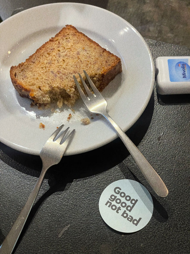 도쿄 시부야 힙스터들의 성지🔥☕️ 카페 “Good good not bad”