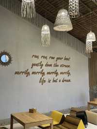 พาแฟนไปพายเรือที่คาเฟ่ After the rain 