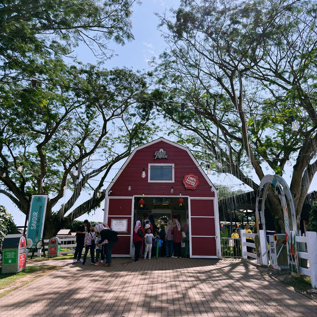 Fresh From the Farm: A Dairy Delight at Farm Fresh @UPM!