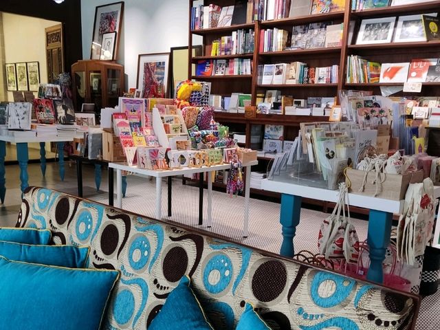 Weekends at Ilham Gallery