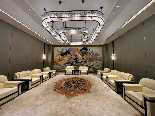成都百悅希爾頓逸林酒店，奢華氣派的城市綠洲