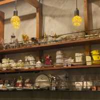 BARN ซักผ้า - คาเฟ่ & บาร์ลับ เมืองอุบลฯ