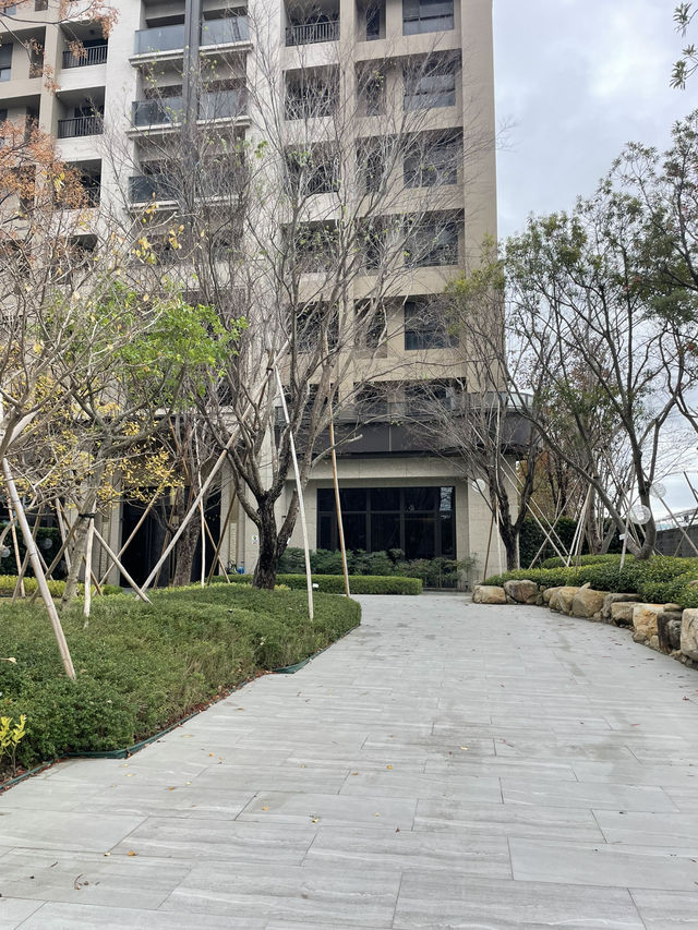 A walk in the park - The June mix park.