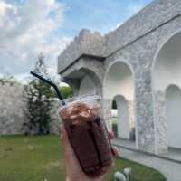 #คาเฟ่เลอเจ้าจันท์  #คาเฟ่จันทบุรี #ปราสาท 