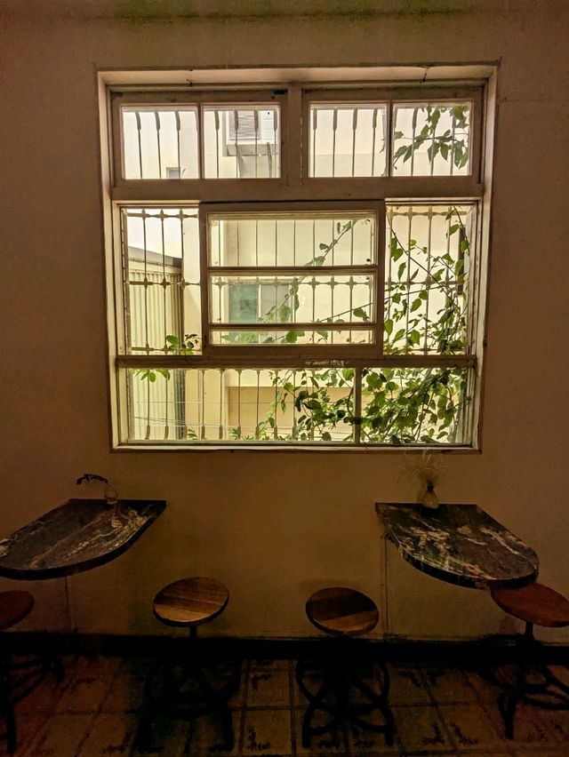 栮咖啡，彷彿走進台南阿嬤家的老厝咖啡店