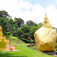 พระธาตุหินนิลเปา
