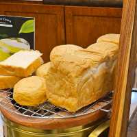 ร้านนมสด มิเตอร์ คาวส์