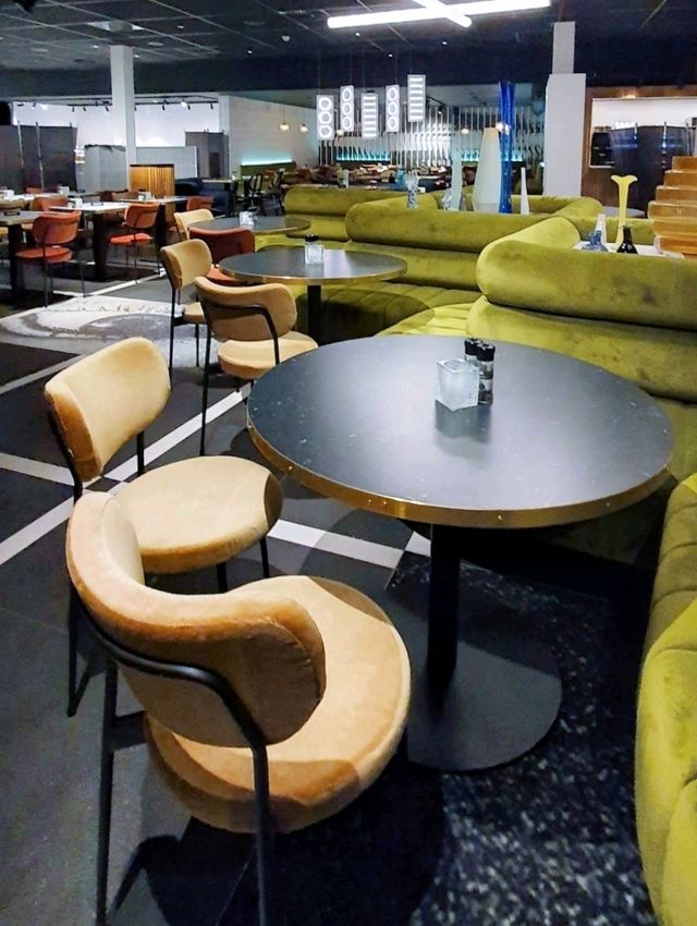 Mercure Amsterdam North Station, value for money and great place to stay in Amsterdam Noord.