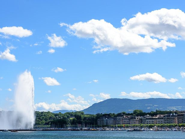 【青く澄んだ絶景💎】レマン湖の美しさ
