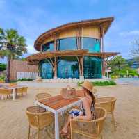 ร้านอาหารและคาเฟ่ ริมทะเลขนอม