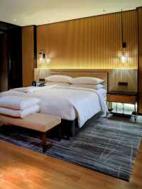 Exceptional Stay at Sheraton Manila, Comfort, Class & Convenience. 