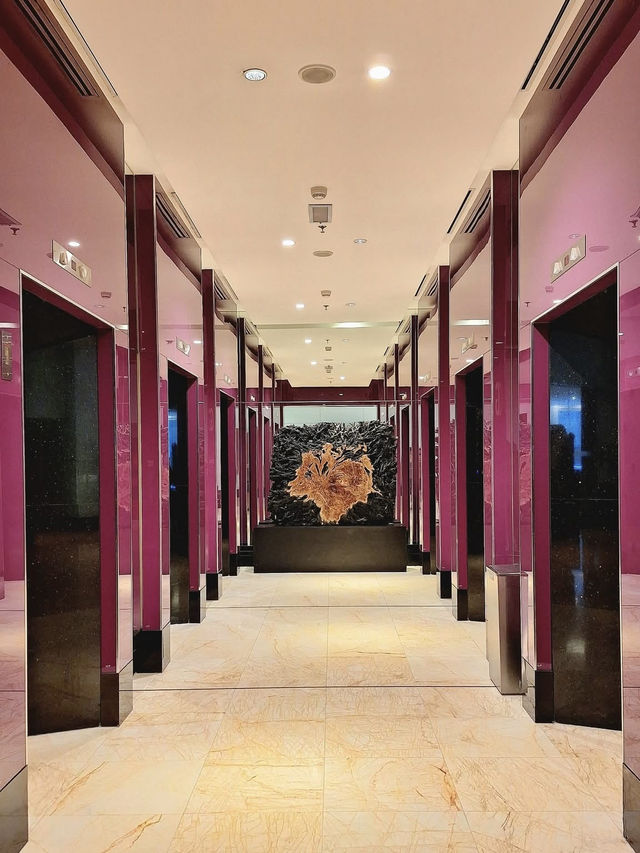 “Wyndham Grand Bangsar Kuala Lumpur — Modern Luxury Amid Bangsar’s Urban Pulse”