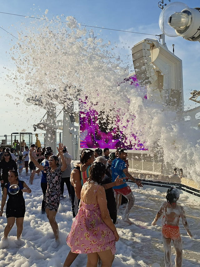 “Genting Dream Cruise — A Trio of Wonders: Port Klang, Penang & Singapore Escape”