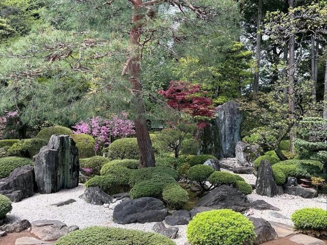 This spot is straight-up charming during cherry blossom season
