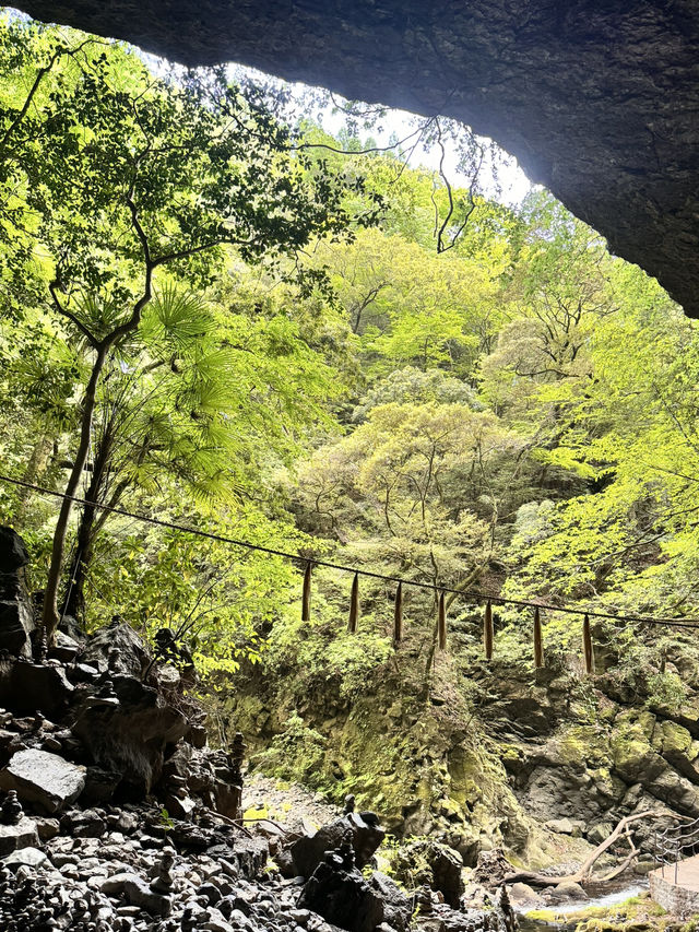 聖地天安河原