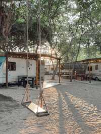 ที่พักรถบ้านพัทยา Beach House Camp
