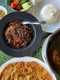 ครัวเนื้อหอม ลำปาง (แชมป์กะเพราเนื้อประเทศไทย)