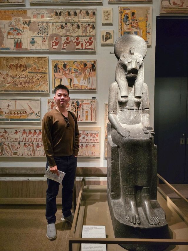 แวะหลบฝนในมิวเซียม The MET 
