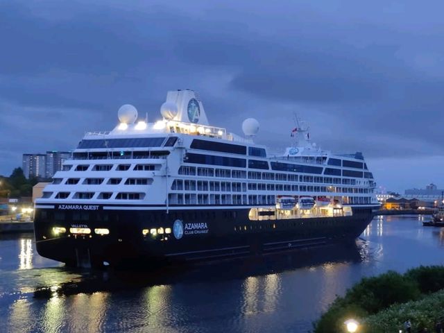  Across Two Wonders: Azamara Pursuit’s 16-Night New Zealand & Australia Escape!
