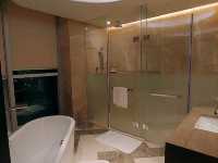 "Sheraton Guangzhou Hotel: Urban Comfort in the Heart of Tianhe"