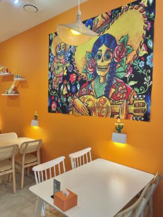 Review of a taco restaurant in Guri