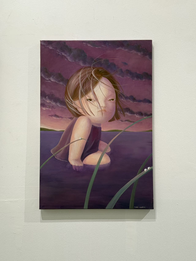 Modern arts amidst restless nightlife