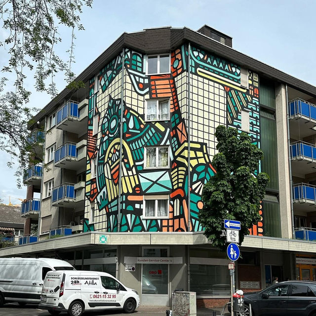 🎨 “When the Walls Speak: A Street Art Stroll Through Mannheim”