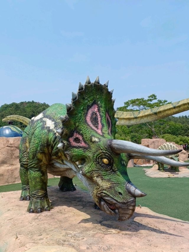 공룡과 함께 걷는 신나는 하루