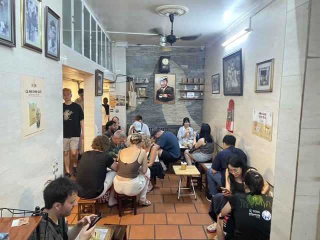 Giang Cafe, Ha Noi