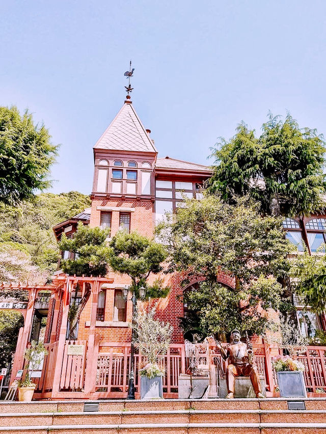 🏡🌞 Summer Weekend in Kobe’s Kitano-cho: Where East Meets West Under the Sun