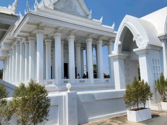 วัดพรประภานิมิตร ชลยุรี