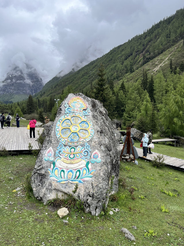 双桥沟 Scenic Escape | The Most Effortless Way to Enjoy 四姑娘山’s 