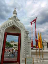 มุมหนึ่งของเสาชิงช้า