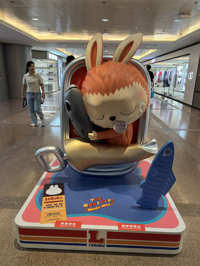 泡泡瑪特拉布布登陸香港尖沙咀商場🤩愛了