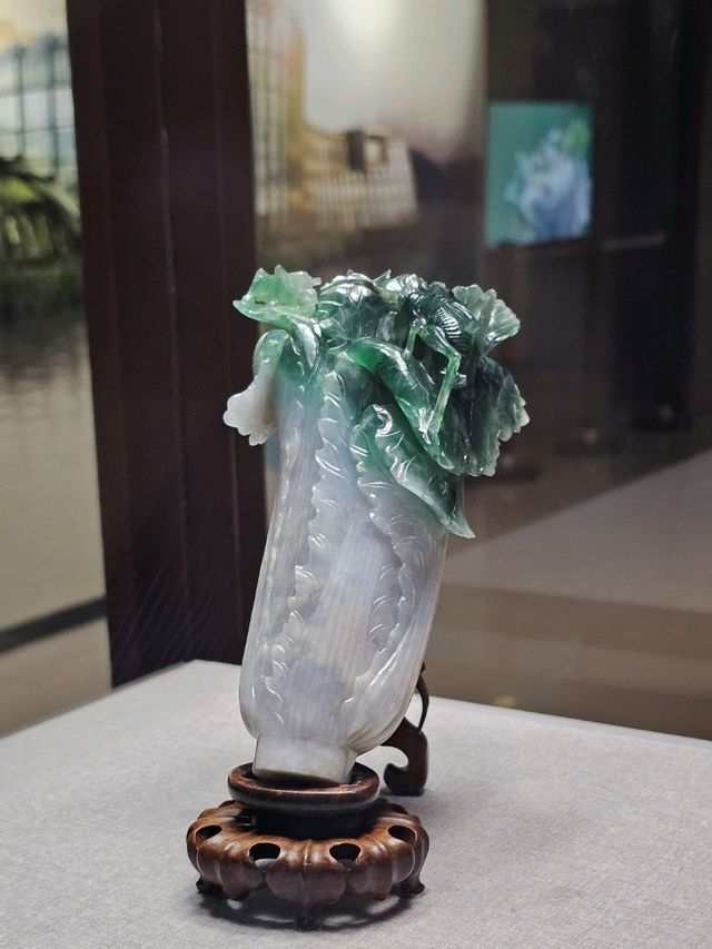 經典博物館〔台北故宮博物院〕，必看傳世翠玉白菜