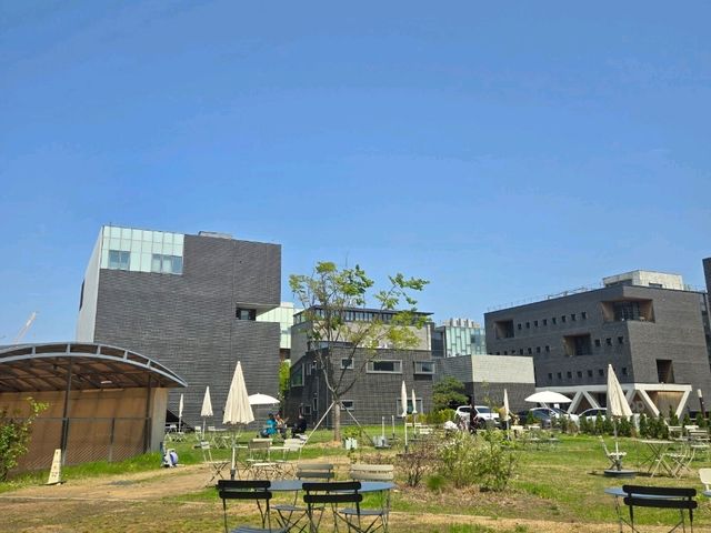 파주 출판단지에 오면 꼭 추천드리고싶은 파이 맛집 ' 피스피스 ' ☕️