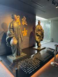 "Wuhou Shrine: Where Ancient Strategy Comes Alive in Chengdu"