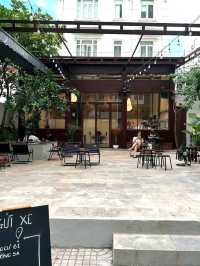 10:07 Cafe