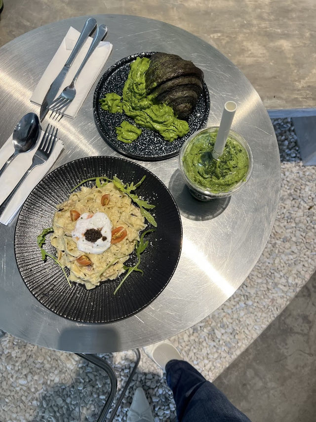 Hulu Cafe Kota Warisan, Matcha Magic in a Minimalist Haven