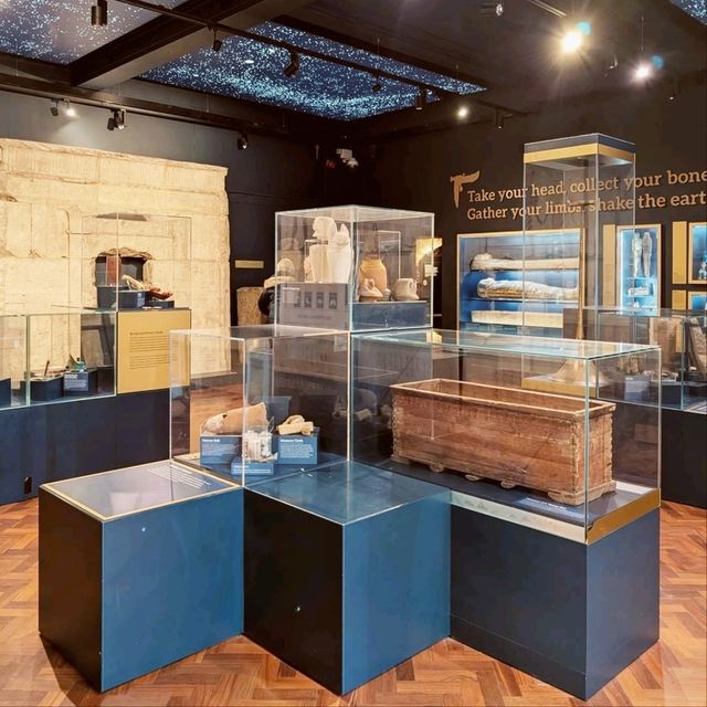 Bolton Art Gallery, Library & Museum
