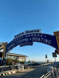 Santa Monica Pier & Beach 聖塔莫尼卡海邊 | 洛杉磯經典海濱體驗 🌊