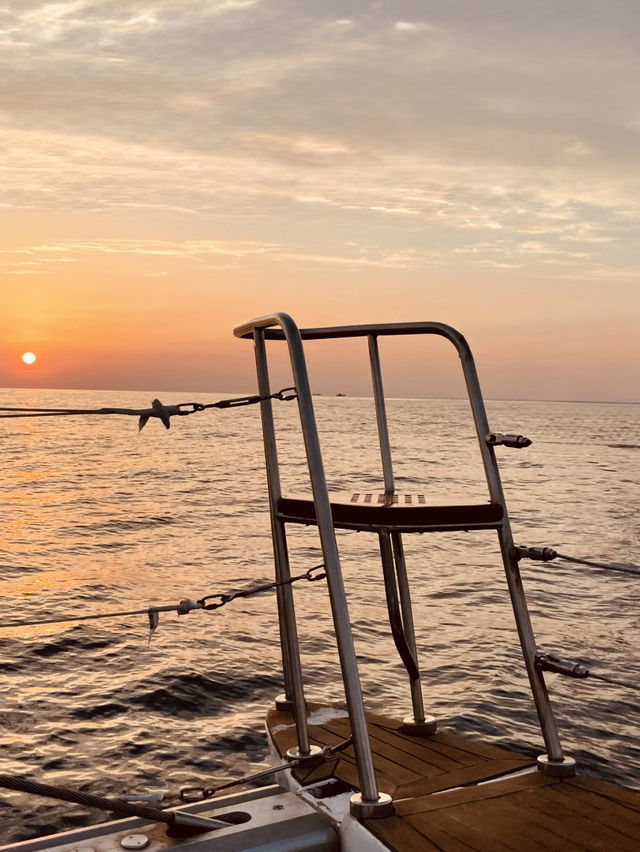 Family-Friendly Adventure on Jeju's Calm Waters