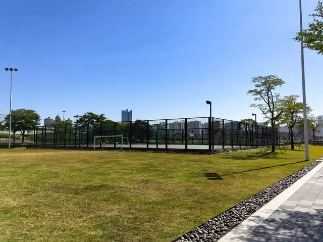 Baiteng Lake Wetland Park ⛅️ 