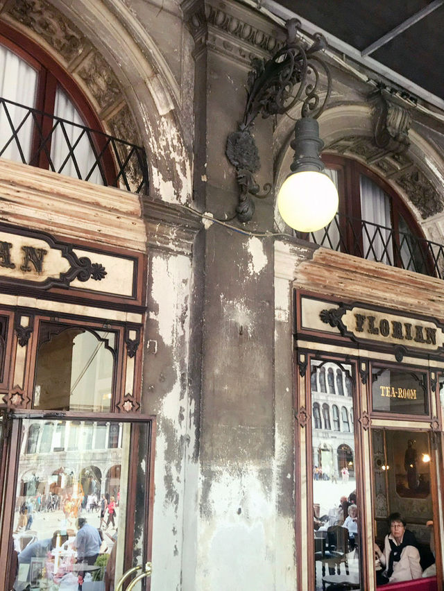 🇮🇹Venezia オーセンティックな場所の雰囲気をお届け 🇮🇹Venezia オーセンティックな場所の雰囲気をお届け