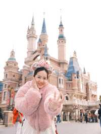 Disneyland ฉบับใช้เงินแก้ปัญหา😂🍒