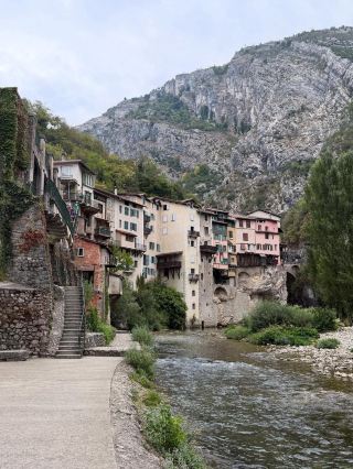 Exploring the Colorful Charm of Pont en Royans
