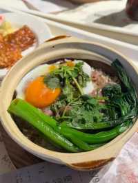 在鬧市中挖到一家性價比煲仔飯