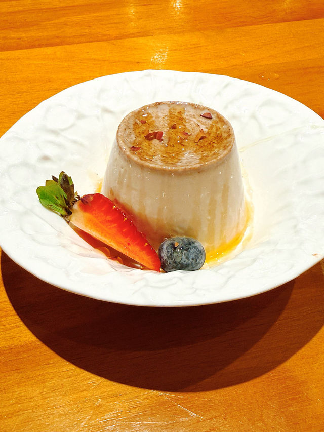 Bistro NTT by Attio 校園中Fine Dining Bistro NTT by Attio 校園中Fine Dining